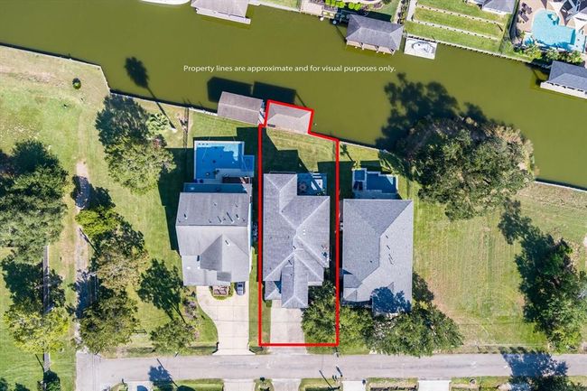 211 Valmar St, House other with 4 bedrooms, 4 bathrooms and 2 parking in Kemah TX | Image 4