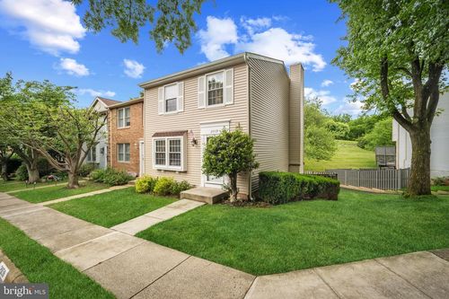 2059 Gervais Dr, Falls Church, VA, 22043-1602 | Card Image