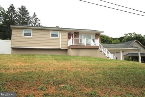 743 Henszey St, LEMONT, PA, 16851-9043 | Card Image