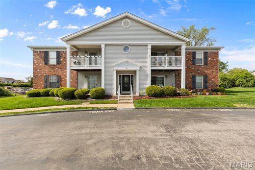 apt-b-19 Berview Cir, Saint Louis, MO, 63129-6520 | Card Image