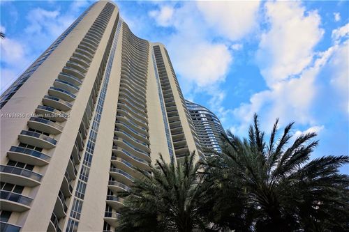 apt-2407-15811 Collins Ave, Sunny Isles Beach, FL, 33160-4186 | Card Image