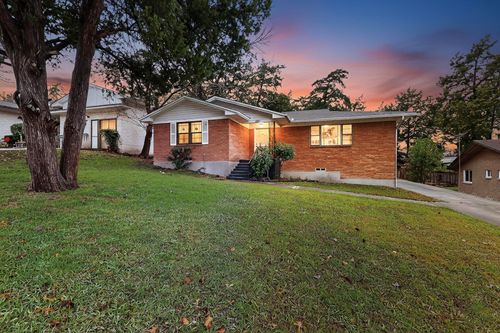 5447 Singing Hills Dr, Dallas, TX, 75241-1236 | Card Image