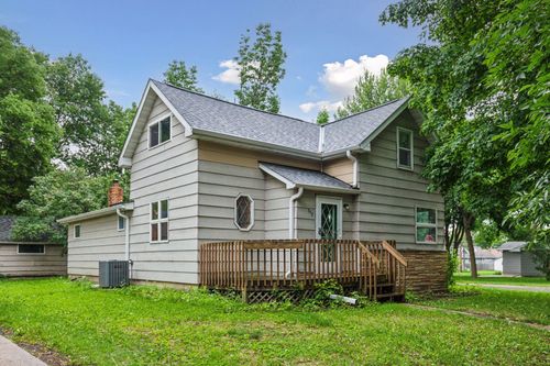 352 2nd St, Gaylord, MN, 55334-4438 | Card Image
