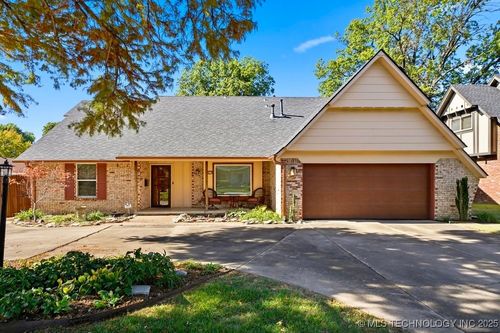 4672 Norwood Ave, Tulsa, OK, 74135-6827 | Card Image