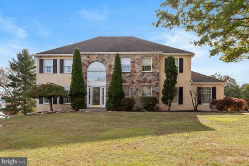 232 11th Ave, Collegeville, PA, 19426-2456 | Card Image