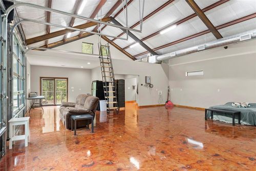 44 Alaqua Trl, Broken Bow, OK, 74728 | Card Image