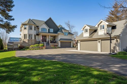 22620 Hayward Ave N, Forest Lake, MN, 55025-8222 | Card Image