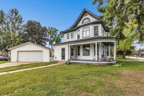 131 S Lake Street, GILLETT, WI, 54124 | Card Image