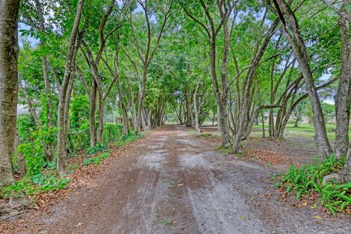 1395 Se Darling St, Stuart, FL, 34997-6407 | Card Image