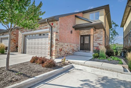 70 Prairie Ct, Wheeling, IL, 60090-2724 | Card Image