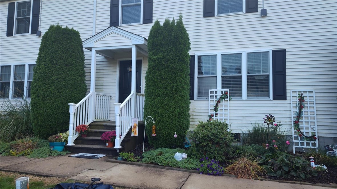 Legris Commons Ln, West Warwick, RI 02893
