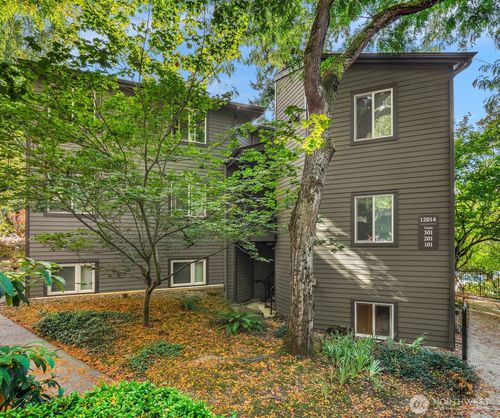 apt-101-12014 98th Ave Ne, Kirkland, WA, 98034-4253 | Card Image
