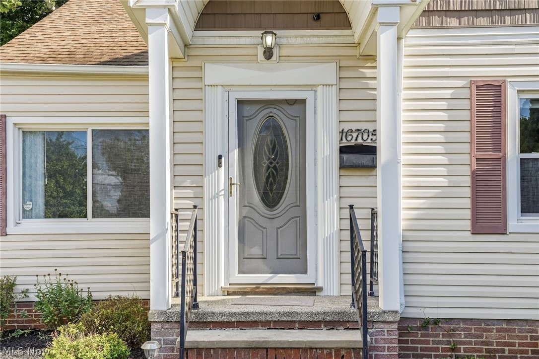 Residential in Maple Heights 3