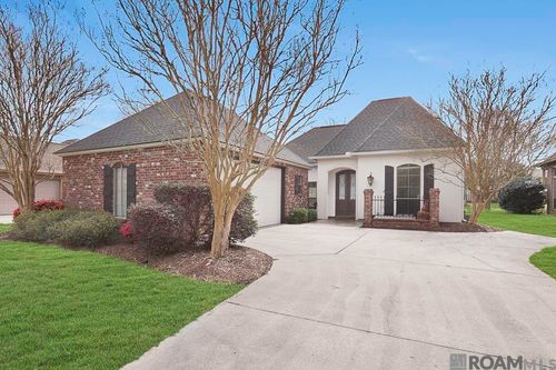 16704 Highland Club Ave, Baton Rouge, LA, 70817-7023 | Card Image