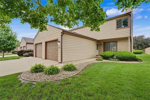 1212 Lancaster Dr, Champaign, IL, 61821-7002 | Card Image