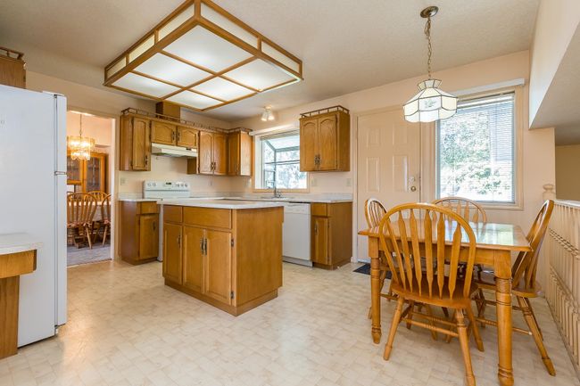 2471 Grosvenor Place, House other with 3 bedrooms, 2 bathrooms and 6 parking in Abbotsford BC | Image 11
