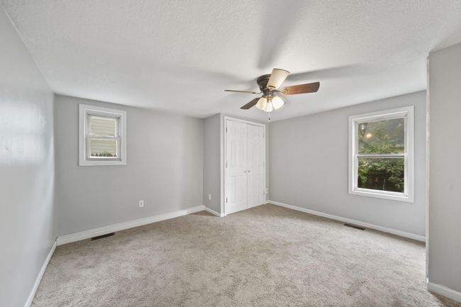624 N Broad St, Home with 5 bedrooms, 3 bathrooms and 2 parking in Adrian MI | Image 21