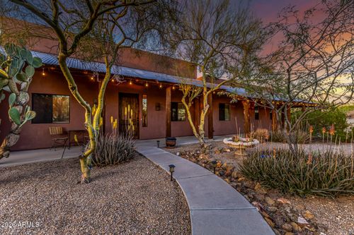 1910 E Joy Ranch Rd, Phoenix, AZ, 85086-8478 | Card Image