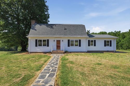 3278 Sandy River, Burkeville, VA, 23922 | Card Image