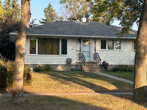 4619 48 Street, Camrose, AB, T4V1K9 | Card Image