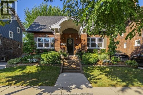 1229 Chilver Rd, Windsor, ON, N8Y2L2 | Card Image