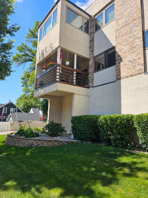 unit-219-520 5th St Sw, Willmar, MN, 56201-3288 | Card Image