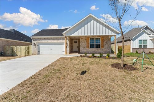 1902 Edwards St, Pea Ridge, AR, 72751-4072 | Card Image