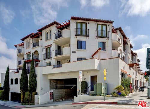 208-2001 Artesia Blvd, Redondo Beach, CA, 90278-3086 | Card Image