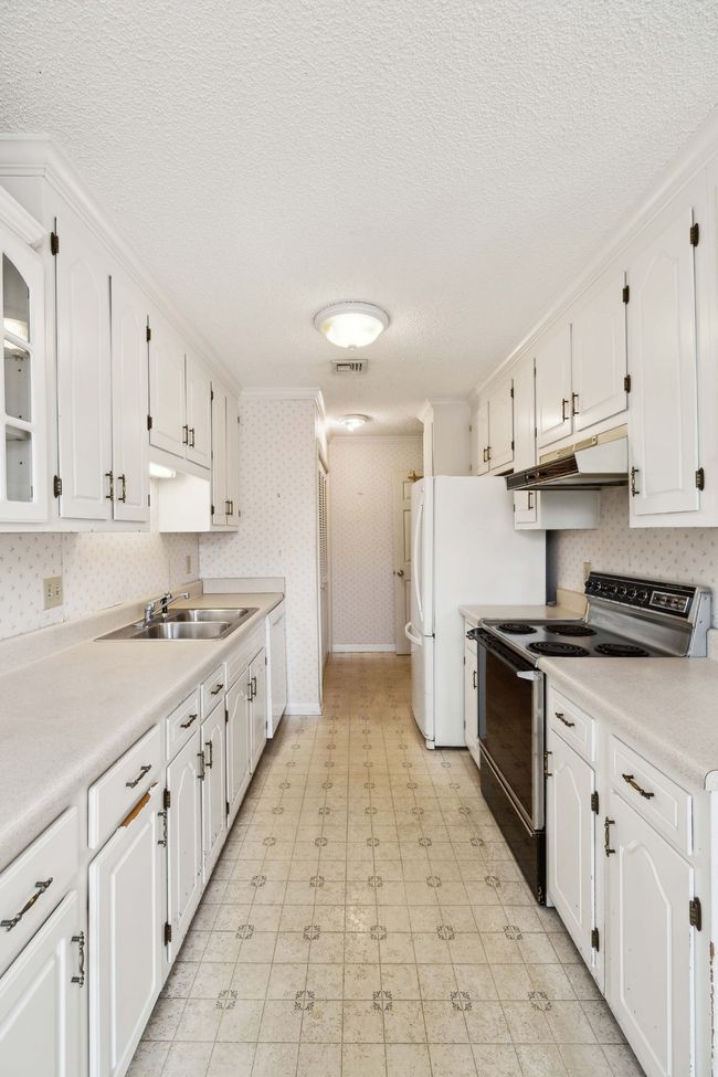 1136 E Northfield Blvd, Condo with 3 bedrooms, 2 bathrooms and 2 parking in Murfreesboro TN | Image 30