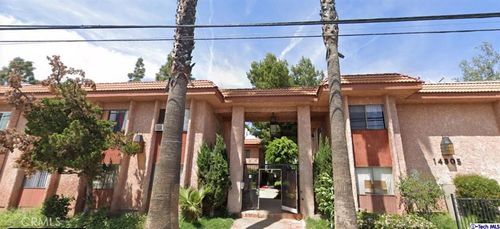 219-14805 Chase St, Panorama City, CA, 91402-3301 | Card Image