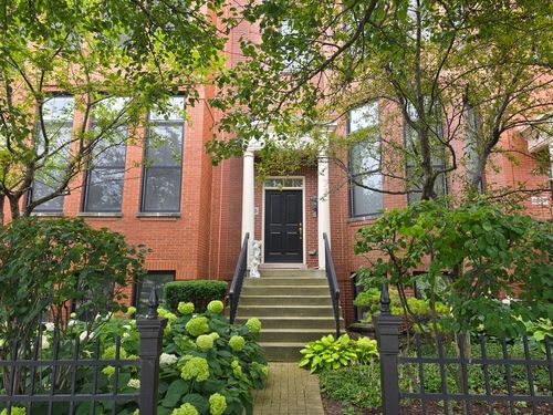 2085 Valor Ct, Glenview, IL, 60026-8053 | Card Image