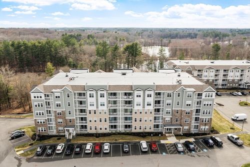 412-260 Martins Lndg, North Reading, MA, 01864 | Card Image