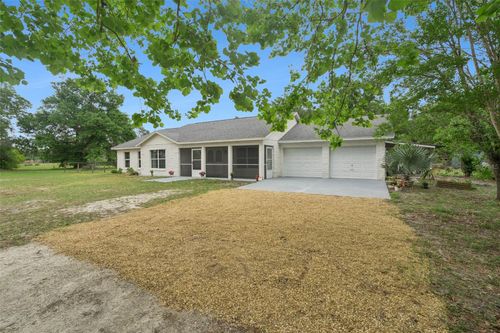 22726 Winterwillow Ln, Eustis, FL, 32736-8561 | Card Image
