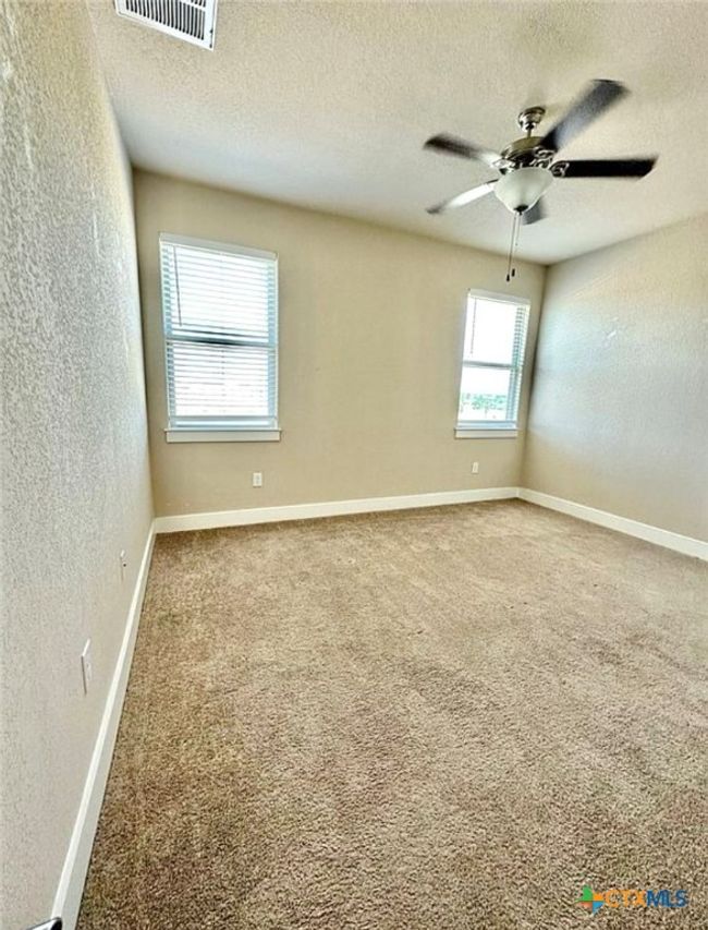 upstairs bedroom | Image 18