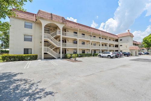 apt-735-126 S Cypress Rd, Pompano Beach, FL, 33060-7056 | Card Image