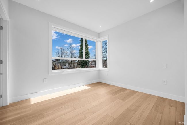 5751 Sophia Street, Home with 3 bedrooms, 4 bathrooms and 1 parking in Vancouver BC | Image 23