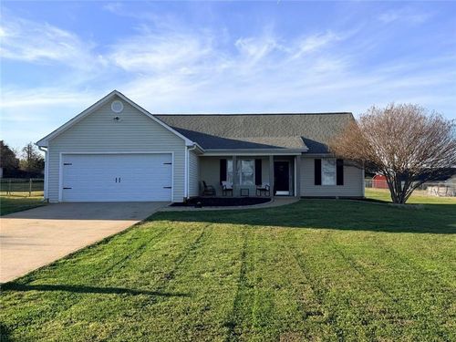 908 Justin Dr, Winder, GA, 30680-3165 | Card Image
