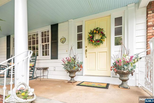 304 Briarwood Dr, House other with 3 bedrooms, 4 bathrooms and null parking in Wyckoff NJ | Image 4