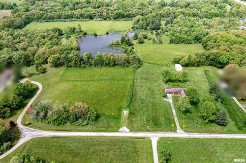 16123 N Hickory Ln, Woodlawn, IL, 62898-3517 | Card Image