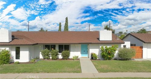 13121 Dean St, Tustin, CA, 92780-3975 | Card Image