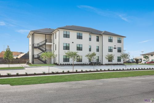 4747 Southpark Dr, Baton Rouge, LA, 70816-4298 | Card Image