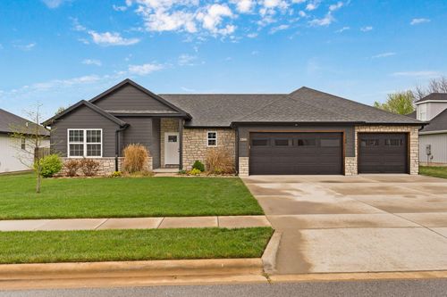 833 W Charlotte Street, Republic, MO, 65738 | Card Image