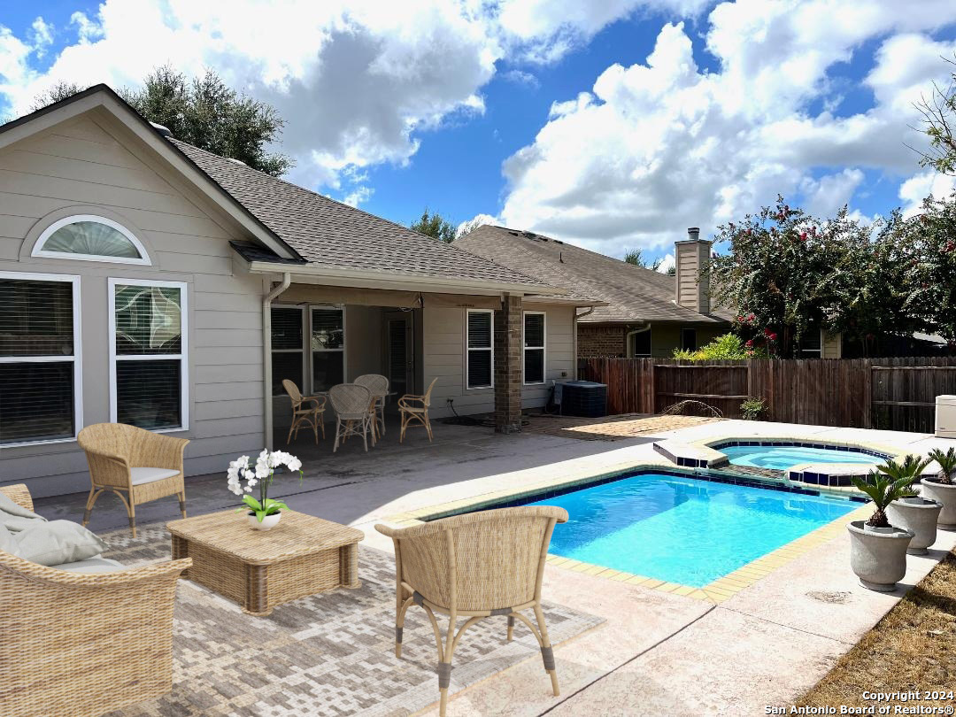 Gardner Cv, Cibolo, TX 78108