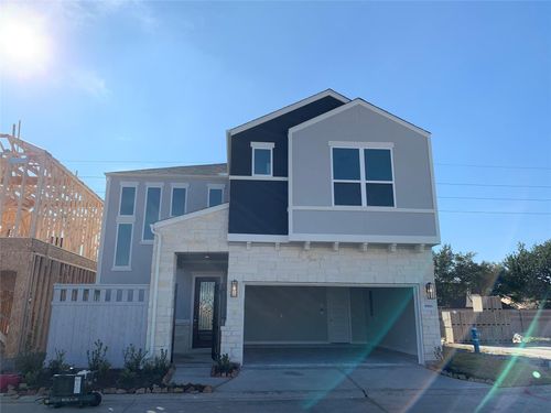 9911 Prairie Silo Lane, Houston, TX, 77080 | Card Image