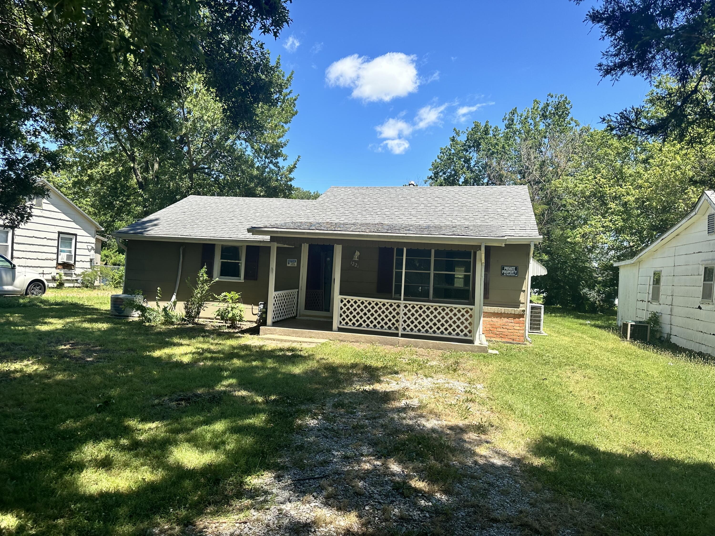 Mckinley Ave, Joplin, MO 64801