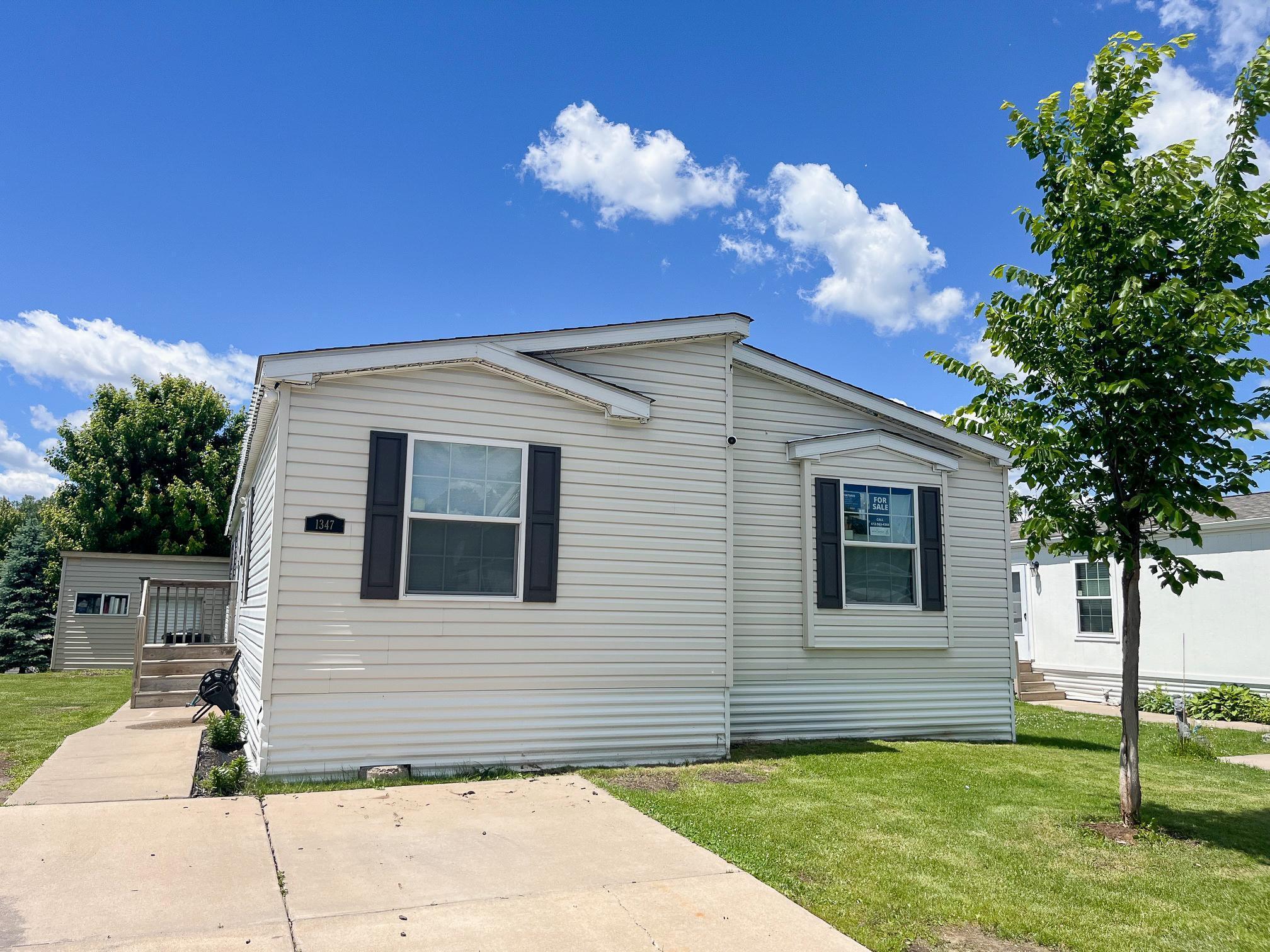 Rolling Hills Dr, Saint Paul, MN 55119