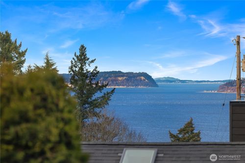 701 10th St, Mukilteo, WA, 98275-1925 | Card Image