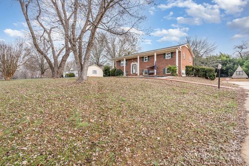 2-2128 23rd Street Ct Ne, Hickory, NC, 28601-8472 | Card Image