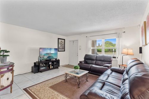 1010 Nw 49th Ct, Deerfield Beach, FL, 33064-1041 | Card Image