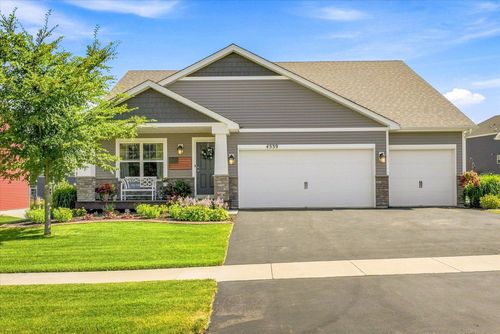 4539 Cobalt Ln, Woodbury, MN, 55129-7532 | Card Image